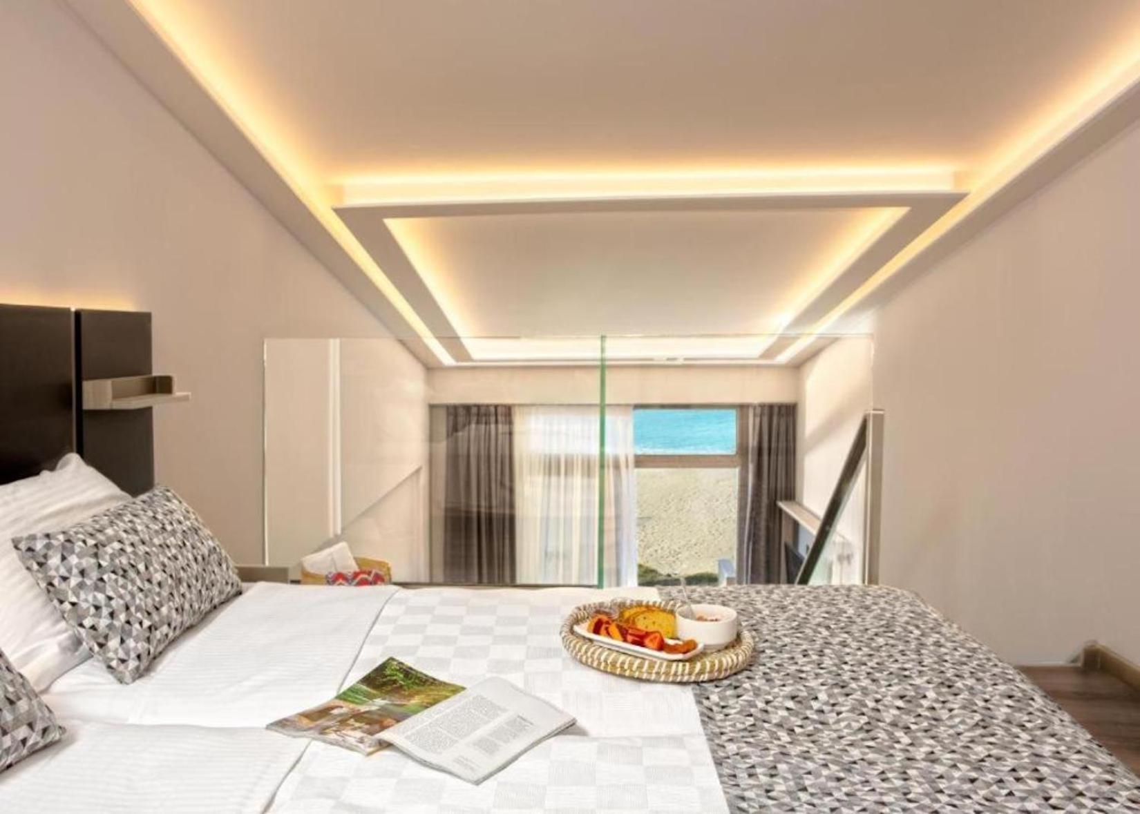 Pearl Seabreeze Suites Rethymno  Exterior photo