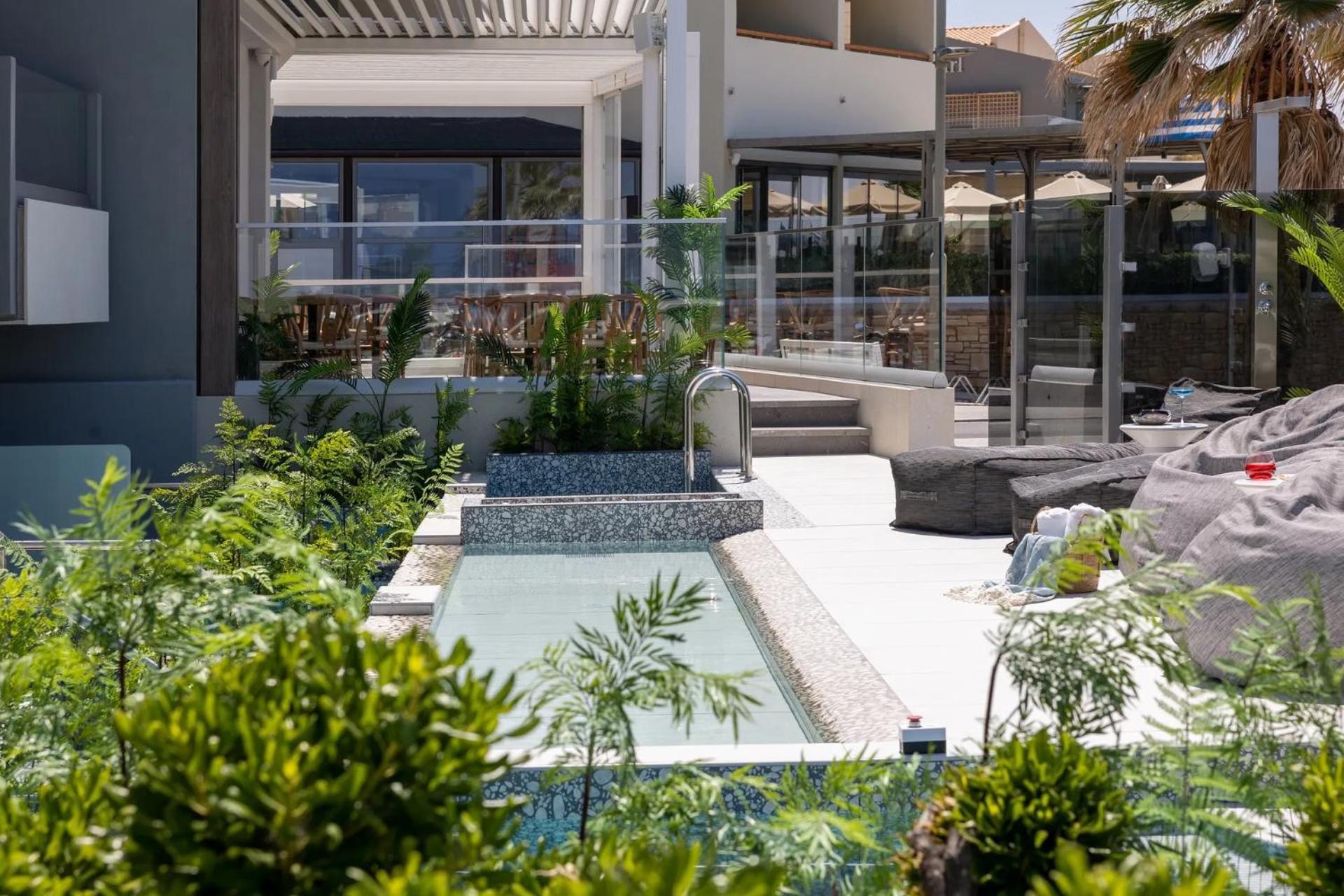 Pearl Seabreeze Suites Rethymno  Exterior photo