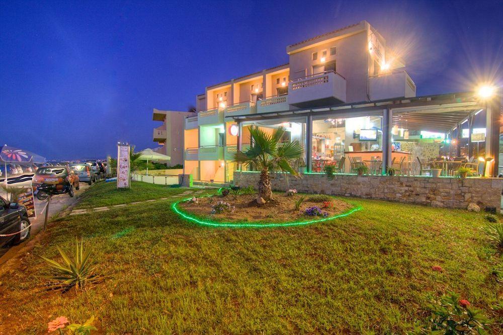 Pearl Seabreeze Suites Rethymno  Exterior photo